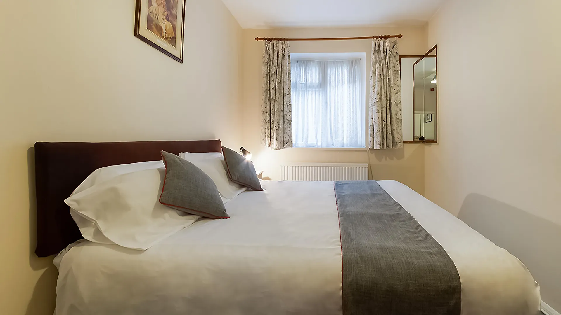 ** Hotel Oyo Honeycroft Lodge Uxbridge United Kingdom