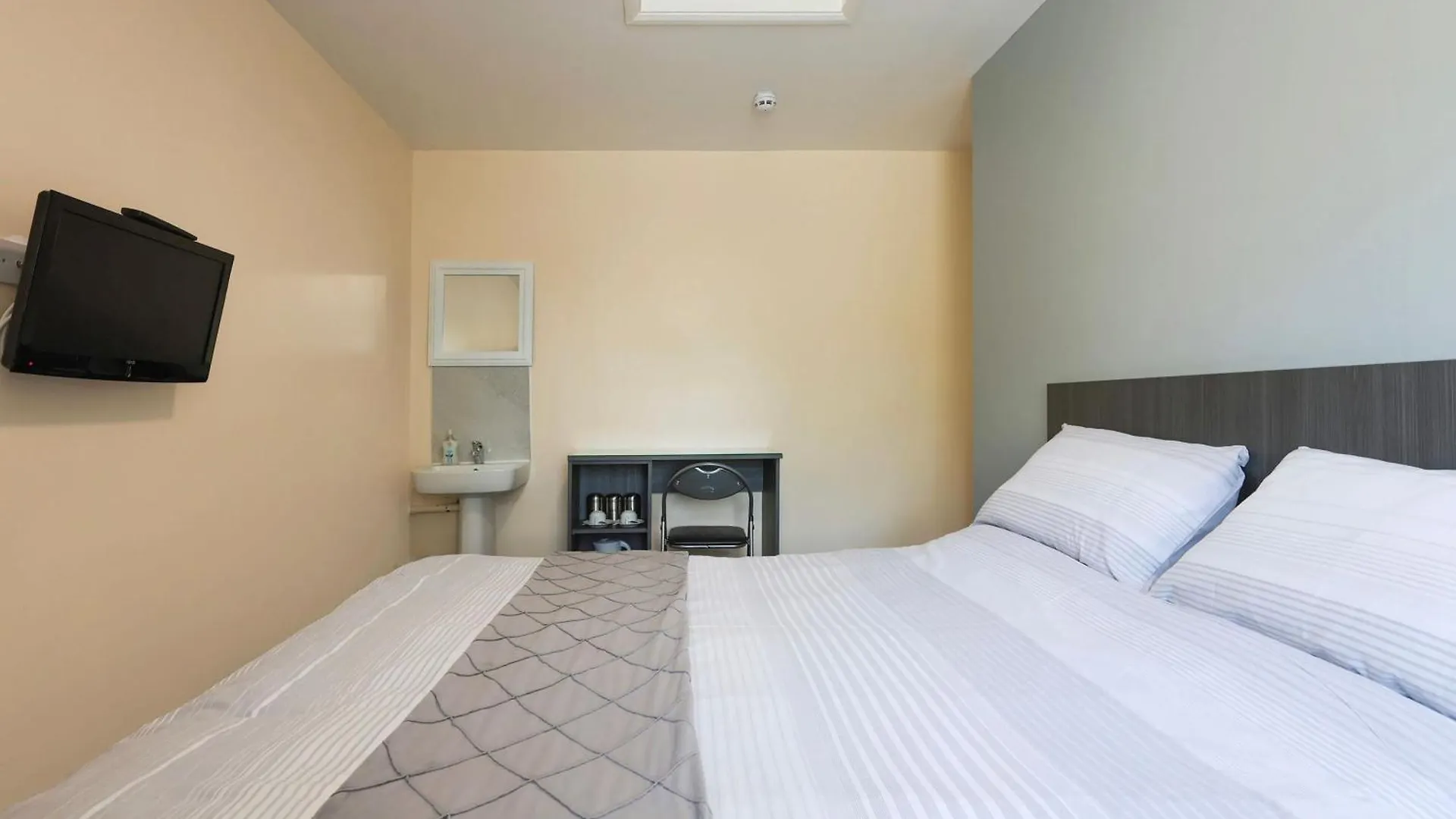 Hotel Oyo Honeycroft Lodge Uxbridge