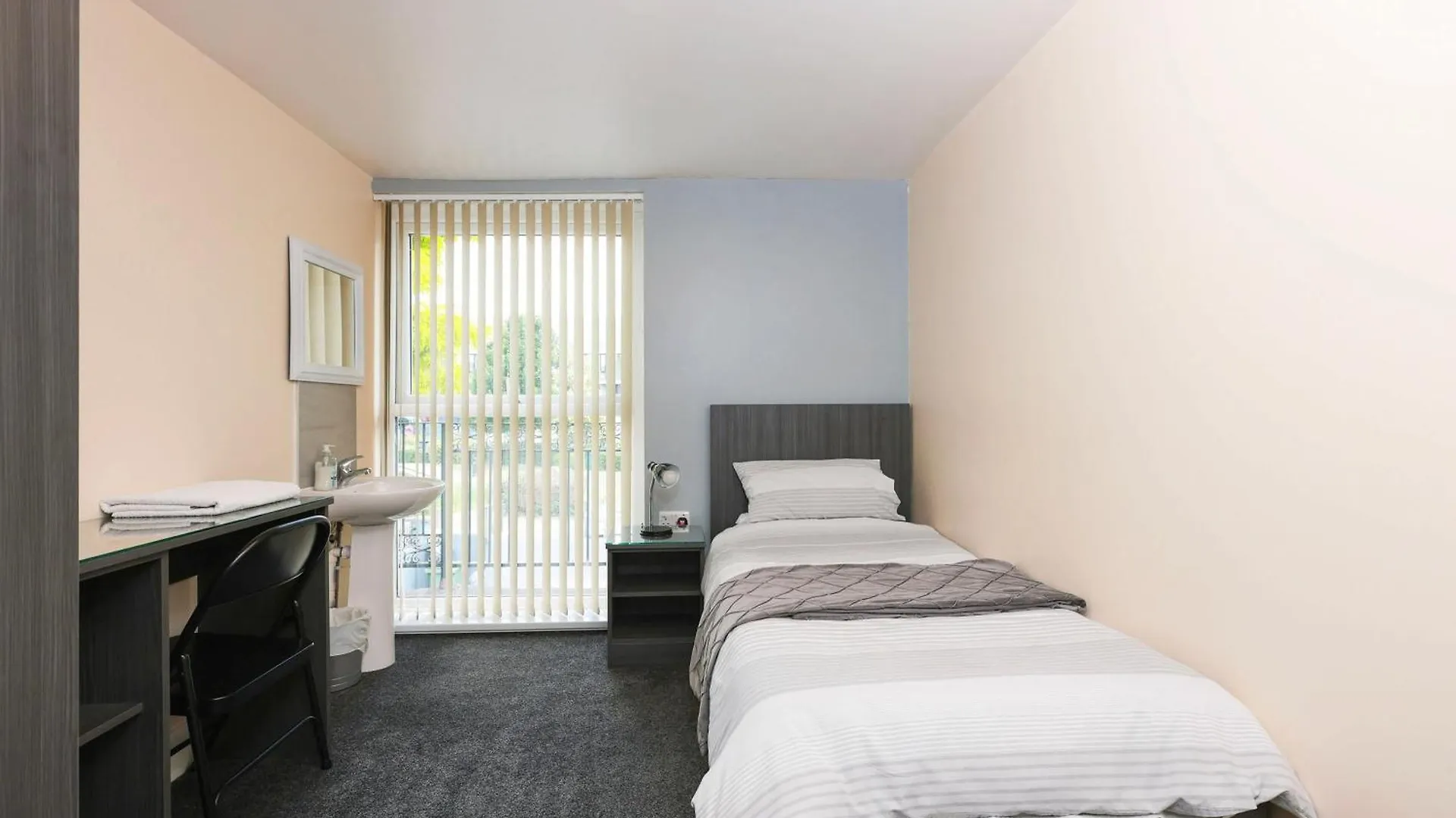 Hotel Oyo Honeycroft Lodge Uxbridge