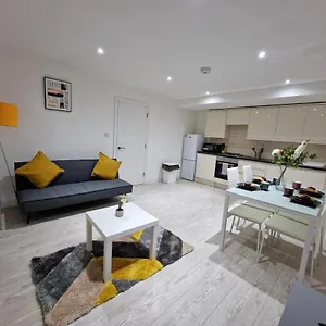  Apartment Zdnu 2 Bedroom Reeani
