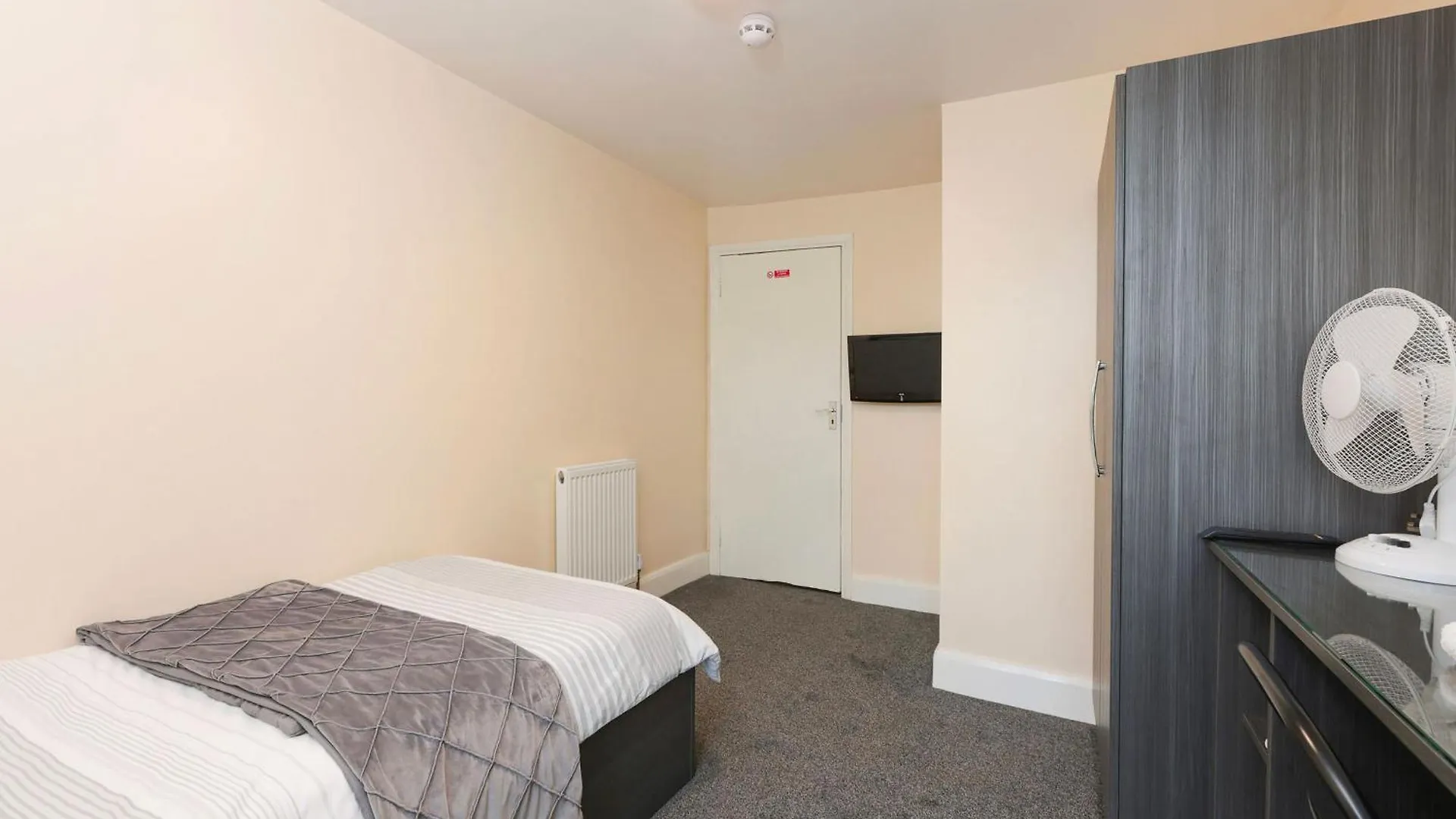 Oyo Honeycroft Lodge Uxbridge 2*,  Velká Británie